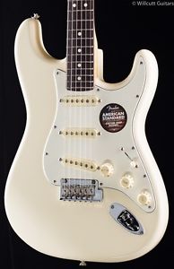Fender American Standard Stratocaster® Olympic White, Rosewood (848)