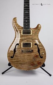 USED 2004 PAUL REED SMITH PRIVATE STOCK HOLLOW BODY II NATURAL W/ CASE PRS