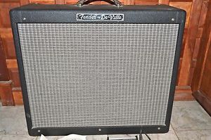 Fender Hot Rod Deville 212 Combo Guitar Amplifier & Foot Switch (Reverb Issue)