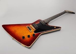 Gibson Guitar 1980-1982 Explorer E2 Very Good Condition