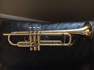 Yamaha Trumpet 8335 LA