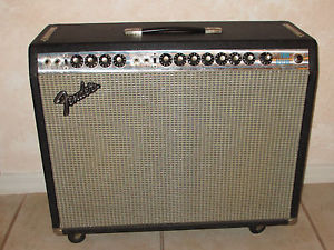 Vintage Fender Twin Reverb Guitar Amplifier Mid 70's Silverface