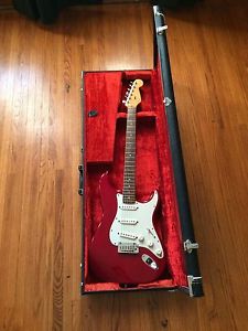 Fender American Deluxe ASH Stratocaster USA w/case Red Transparent