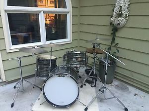 Vintage Ludwig Black Oyster Pearl 3 pc kit - 1967 Ex+