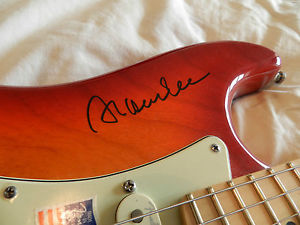 fender american deluxe stratocaster