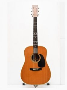 Martin D-28 Natural w/hard case Free shipping Guiter Bass From JAPAN #Q437