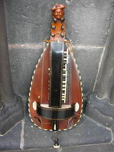 Vielle à roue XIX.Ancien instrument à cordes , Musique