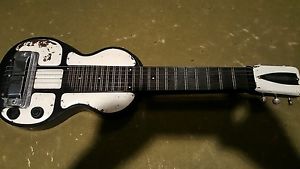 Vintage rickenbacker electro bakelite lap steel 1 1/4 pickup width