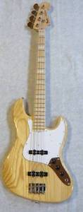 Fender Japan Classic '70s Jazz Bass JB75
