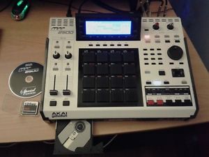 AKAI MPC 2500 SE  Special Edition  Drum Machine  Sampler