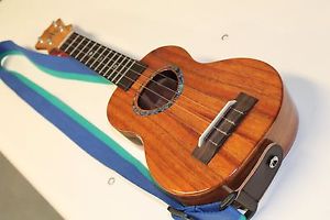 KoAloha Koa "Rosette" Soprano (KSR-00-R) Ukulele