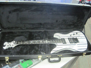 Schecter Diamond Series Synyster Custom-S
