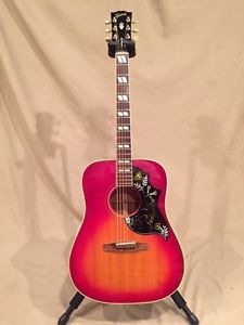 Gibson Vintage Hummingbird Acoustic Guitar