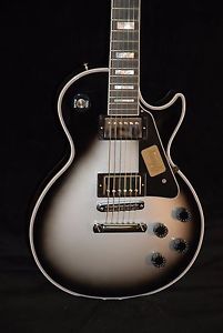 GIBSON LES PAUL CUSTOM SILVERBURST -PRE-OWNED
