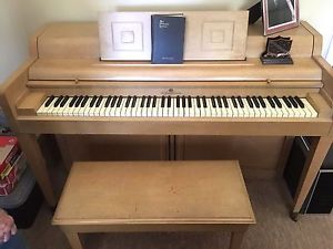 Mid-Century Design Wurlitzer Spinet Model 2400