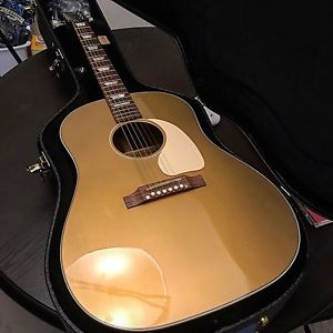 Gibson J-45 Custom Shop