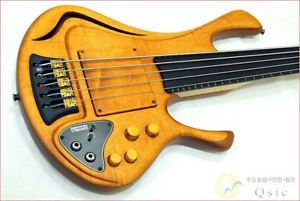 zakrzewski basses Exclusive Fretless 5st Used w / Gigbag