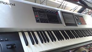 Roland Fantom-G8 Keyboard Synthesizer = Barely Used