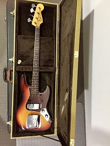 '62 Re-issue Fender Jazz Bass - Stacked Knob