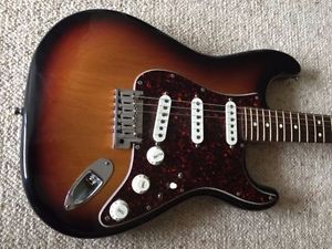 USA Fender Stratocaster Lone Star 1990 electric guitar - v. nice original strat