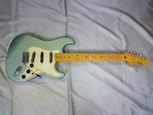 Fender Mexico Standard Stratocaster BK/M FREESHIPPING/123