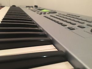 YAMAHA Motif ES7 workstation