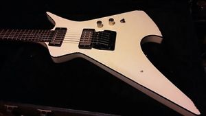 Hamer Scarab (Bare Knuckle equipped)