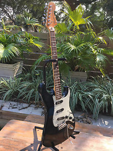 1972-73 70's Vintage Fender Stratocaster Guitar