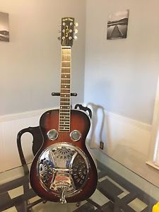 Goldtone Paul Beard Series Resonator Guitar W/Hardcase & Fishman Pickup