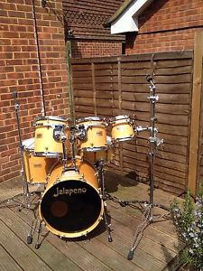 Jalapeno Classic Drum Kit Plus Elite 14" X 7" Snare