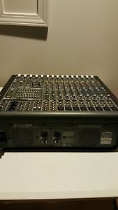 Mackie ppm1012 12 Channel 1600 watts Powered Mixer