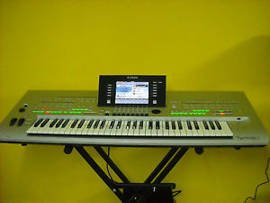 Yamaha Tyros 3 Arranger Workstation Top Zustand!