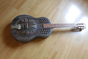 Donmo Rustbucket Tricone / Resonator Guitar / Handmade With National Cones LOUD!