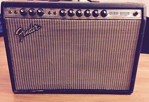 Vintage Fender 1974 Deluxe Reverb 22W 1x12 Tube Guitar Combo Amp
