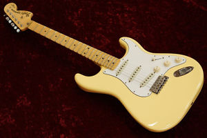 Used Fender Yngwie Malmsteen Stratocaster Scalloped Maple Fingerboard Guitar