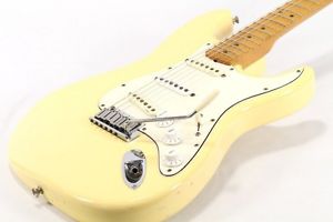 Fender USA Yngwie Malmsteen Model Stratocaster Electric Free Shipping