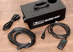 LOT OF ROSCO ALPHA 900 FOG MACHINE WITH REMOTE CONTROL WITH 3 FLUID CONTAINERS