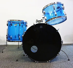 1970 LUDWIG VISTALITE DRUM SET - (Blue)