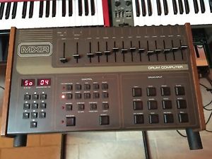 MXR 185 Rare Vintage Drum Machine Like LINN DRUM DMX  Great Condition & Manual