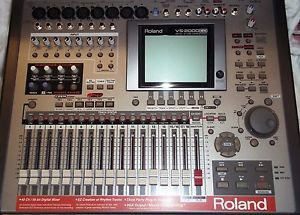 Roland VS-2000CD Digital Studio Workstation