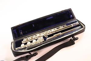 W.S. Haynes AF700 Amadeus Intermediate Solid Silver Flute NICE! QuinnTheEskimo