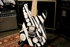 EVH Van Halen Circles Made in Mexico by Fender