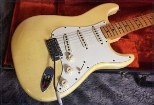 Fender STRATOCASTER Electric Free Shipping