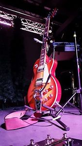 2011 Gibson les paul traditional pro w/bigsby b7