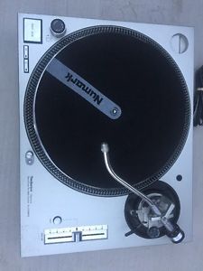 Technics Sl-1200mk5