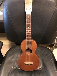 Vintage Hollywood Concert Ukulele