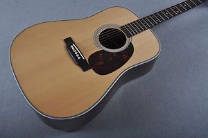 Used 2013 Martin HD-28 Natural Acoustic Guitar #1658367