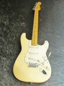 Fender USA '89 American Standard Stratocaster White Free shipping Guitar #E951