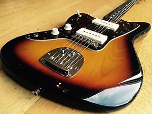 FENDER LEFT-HANDED JAZZMASTER U-SERIAL (2010) 3-TONE SUNBURST MIJ JAPAN LEFTY