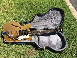 Epiphone Riviera 2000s Goldtop p93 Custom Shop Epi with OHSC with Bigsby P90